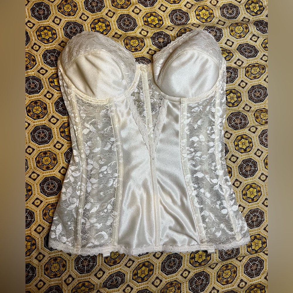 Vintage 80s carnival ivory boned bustier